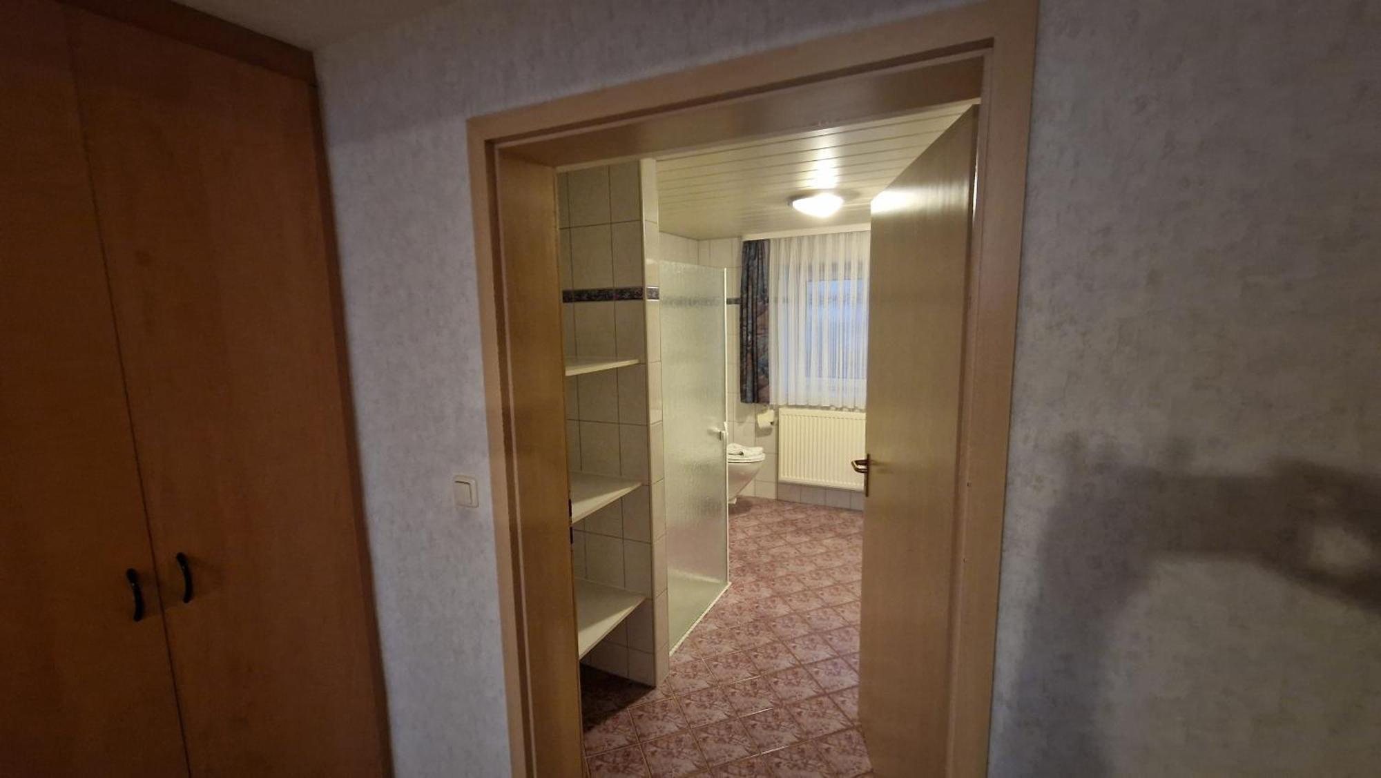 Schwarzer Adler - Hotel Garni Ipsheim Chambre photo