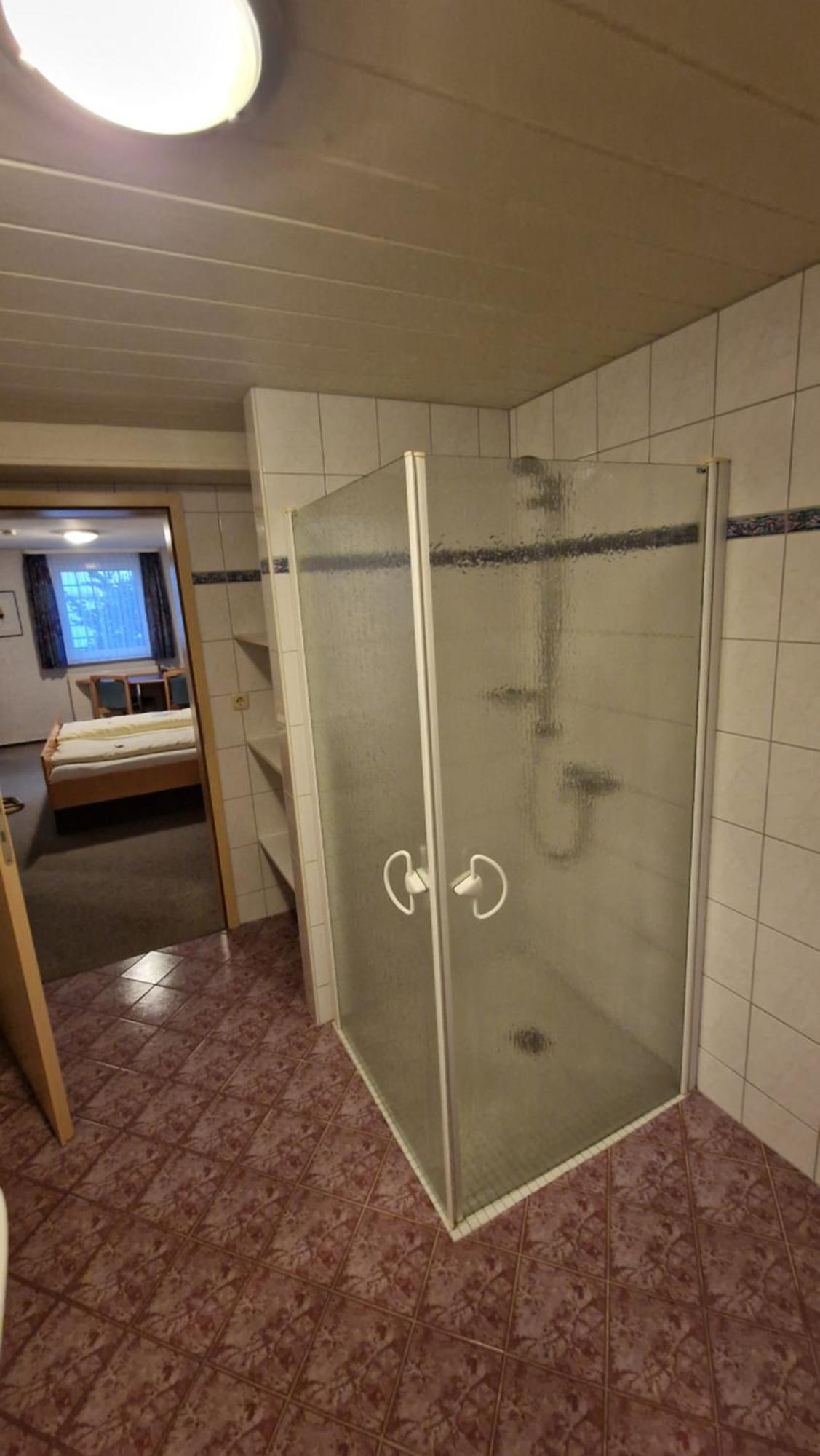 Schwarzer Adler - Hotel Garni Ipsheim Chambre photo
